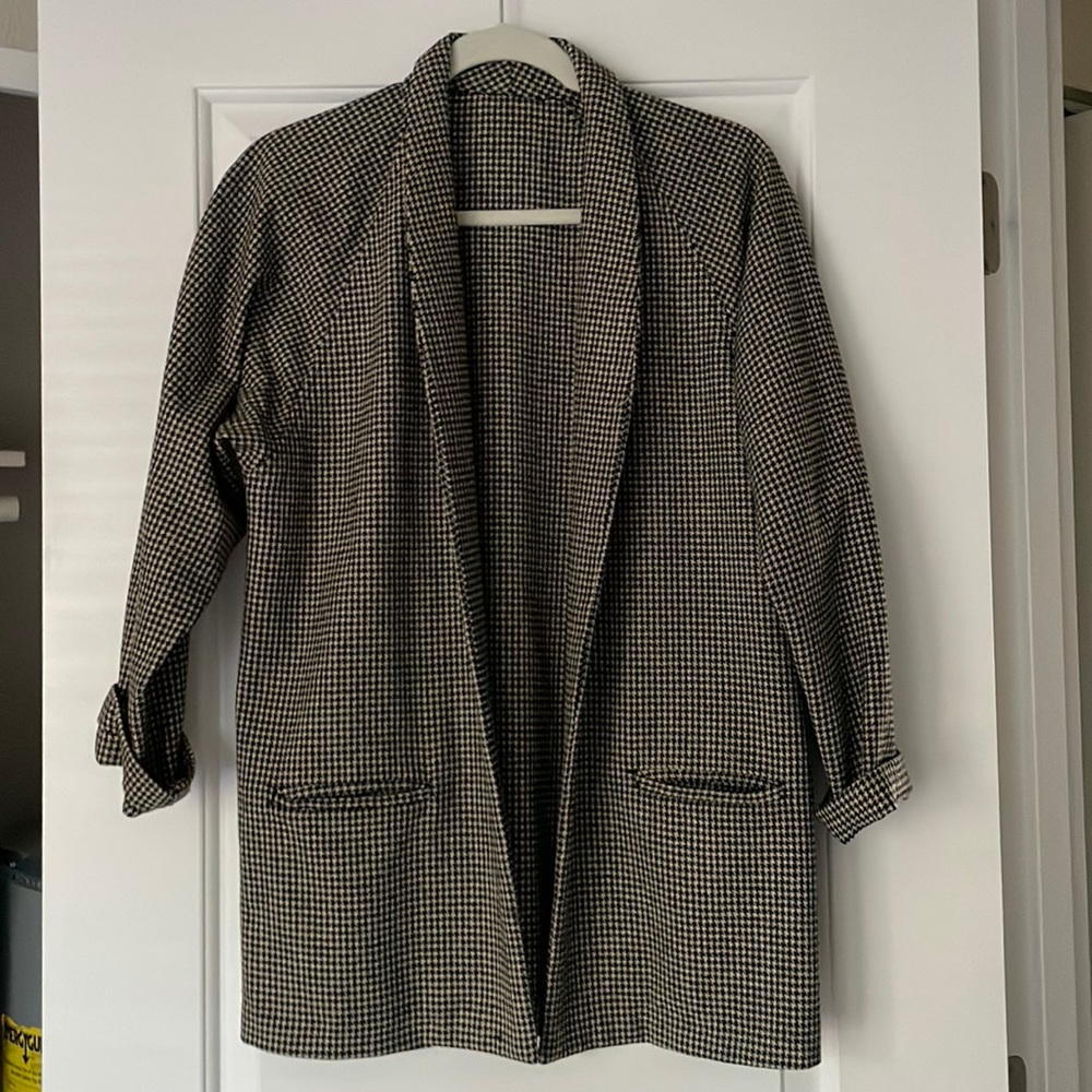 Oversized Houndstooth Blazer